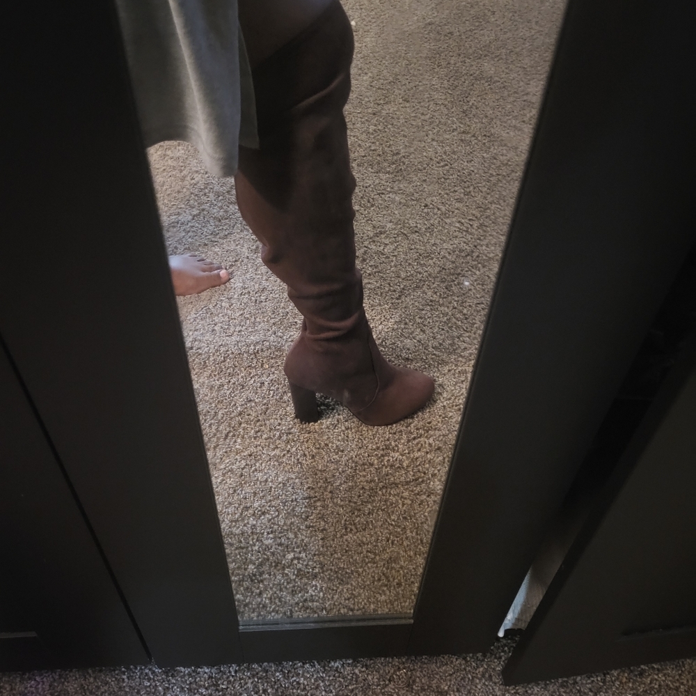 Over knee wide leg boots